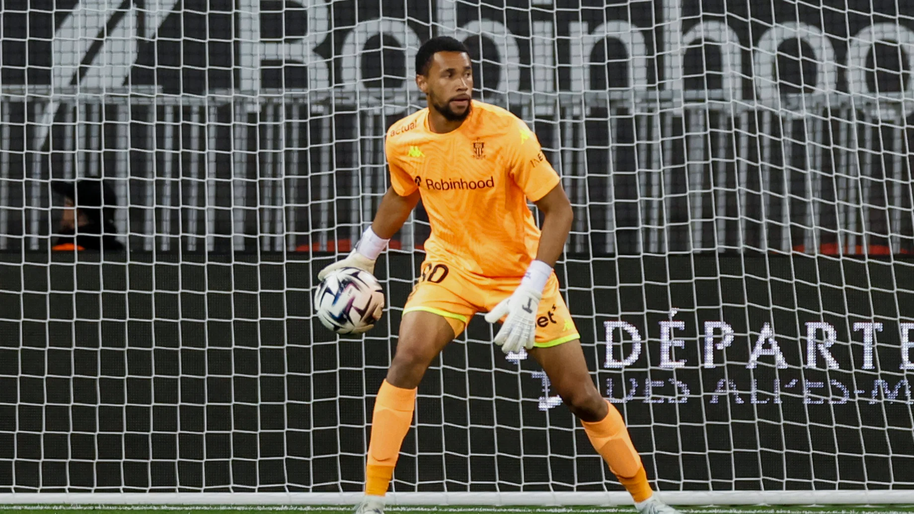 Entrevista de Yehvann Diouf tras una gran equivocación y la atajada del penal que definió su noche.