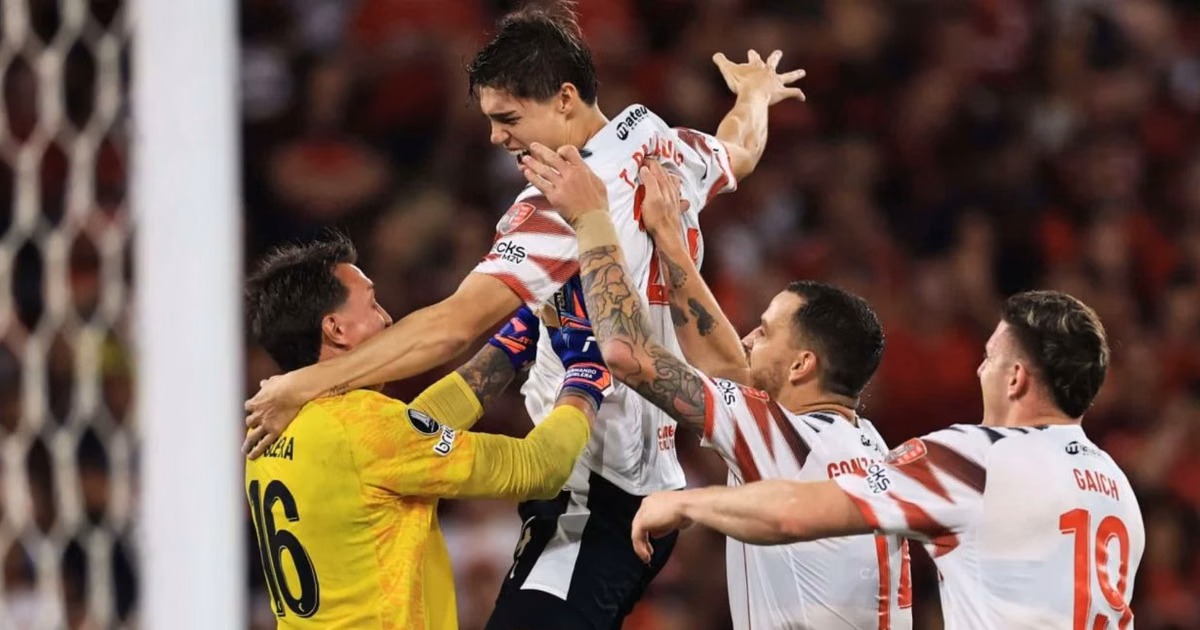 Fortuna acumulada por Estudiantes en la Libertadores y los millones que aún puede ganar
