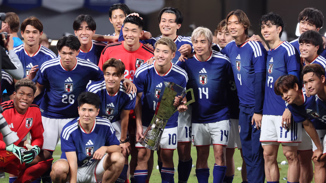 Ritsu Dōan del Eintracht Frankfurt asegura la victoria de Japón en la Kirin Cup