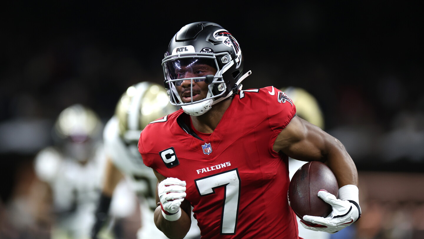 Segundo touchdown de Bijan Robinson que deja a los Falcons con ventaja 14‑0.