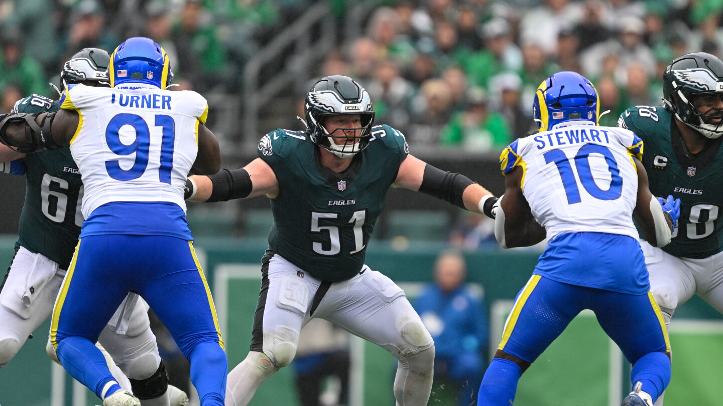 Decisión de los Eagles de cambiar a Cam Jurgens y sus implicaciones para 2026