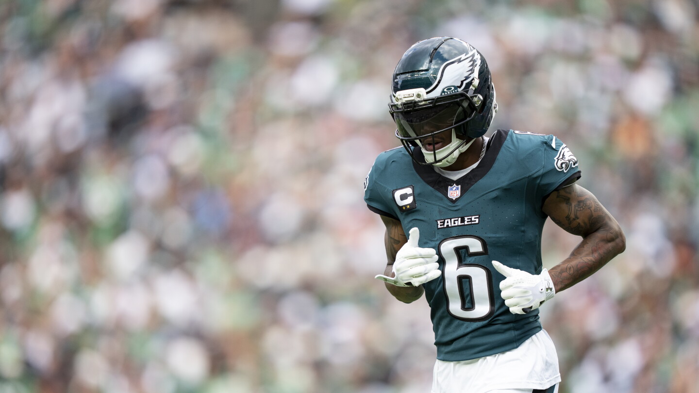 DeVonta Smith fuera en la semana 4 contra los Rams por lesión de isquiotibial
