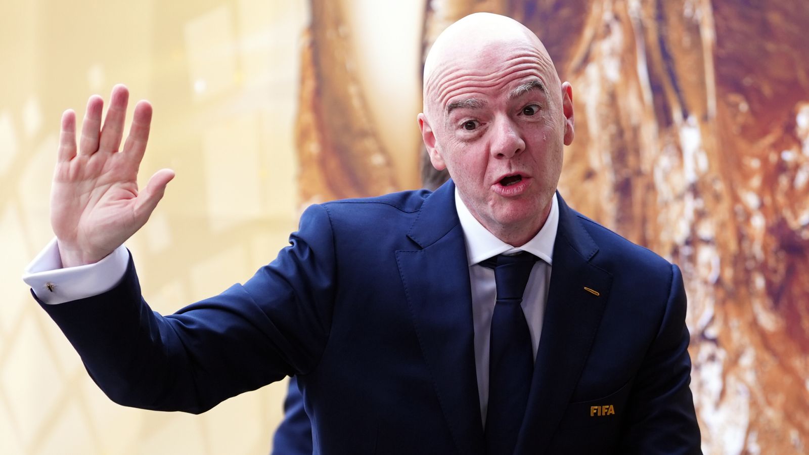 Gianni Infantino: preguntas clave para el presidente de la FIFA en reunión decisiva