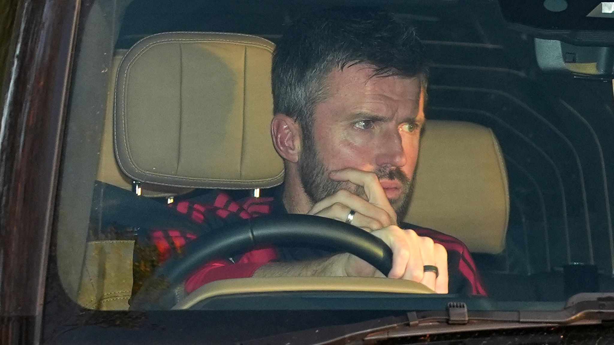 Carrick llega a Carrington el martes por la mañana para entrenar al Manchester United