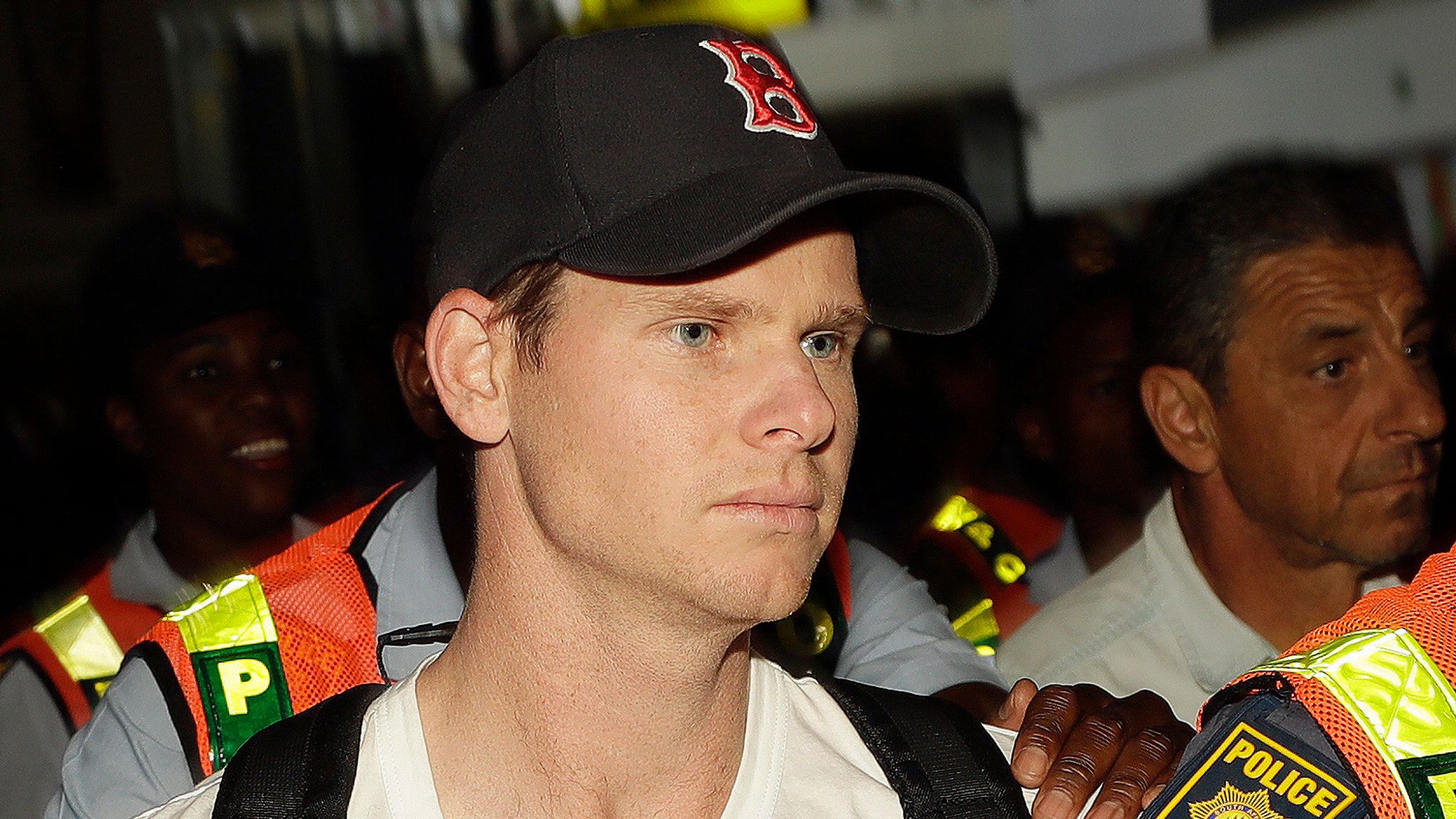 Steve Smith dejó la capitanía de Australia tras el escándalo de manipulación del balón.